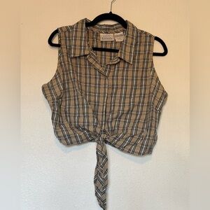 Basic Editions Vintage SLeeveless Tie Front Collared Button Up Top Plaid - XL